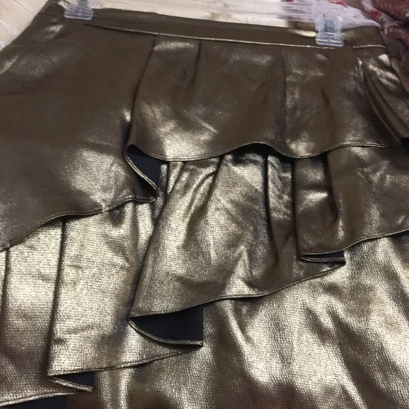 Skirt - Picture 3 of 7